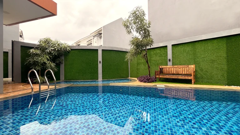 Villa Magnifa - Swimming Pool